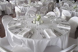 Sopheze-onthebay-wedding-tables